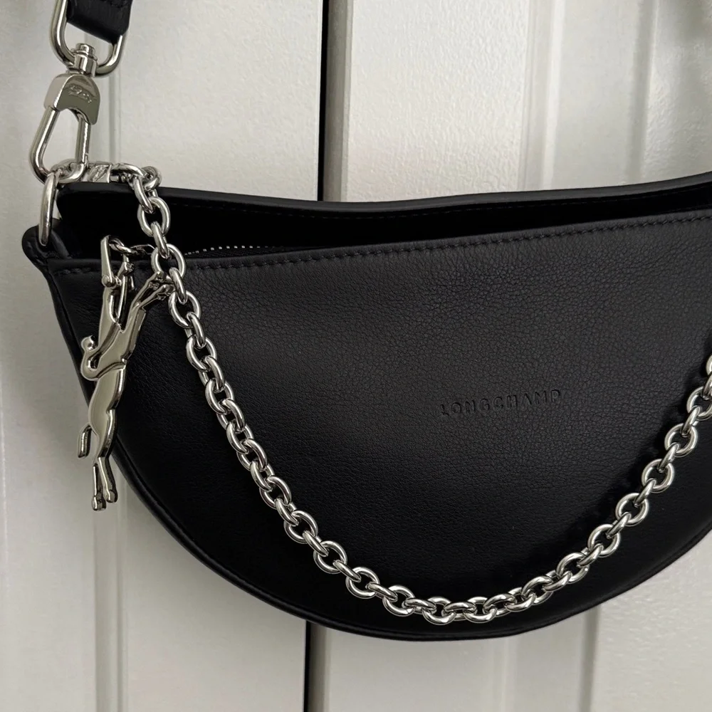LIKE NEW LongChamp Black Chain Strap Women's Bag - Picture 1 of 3